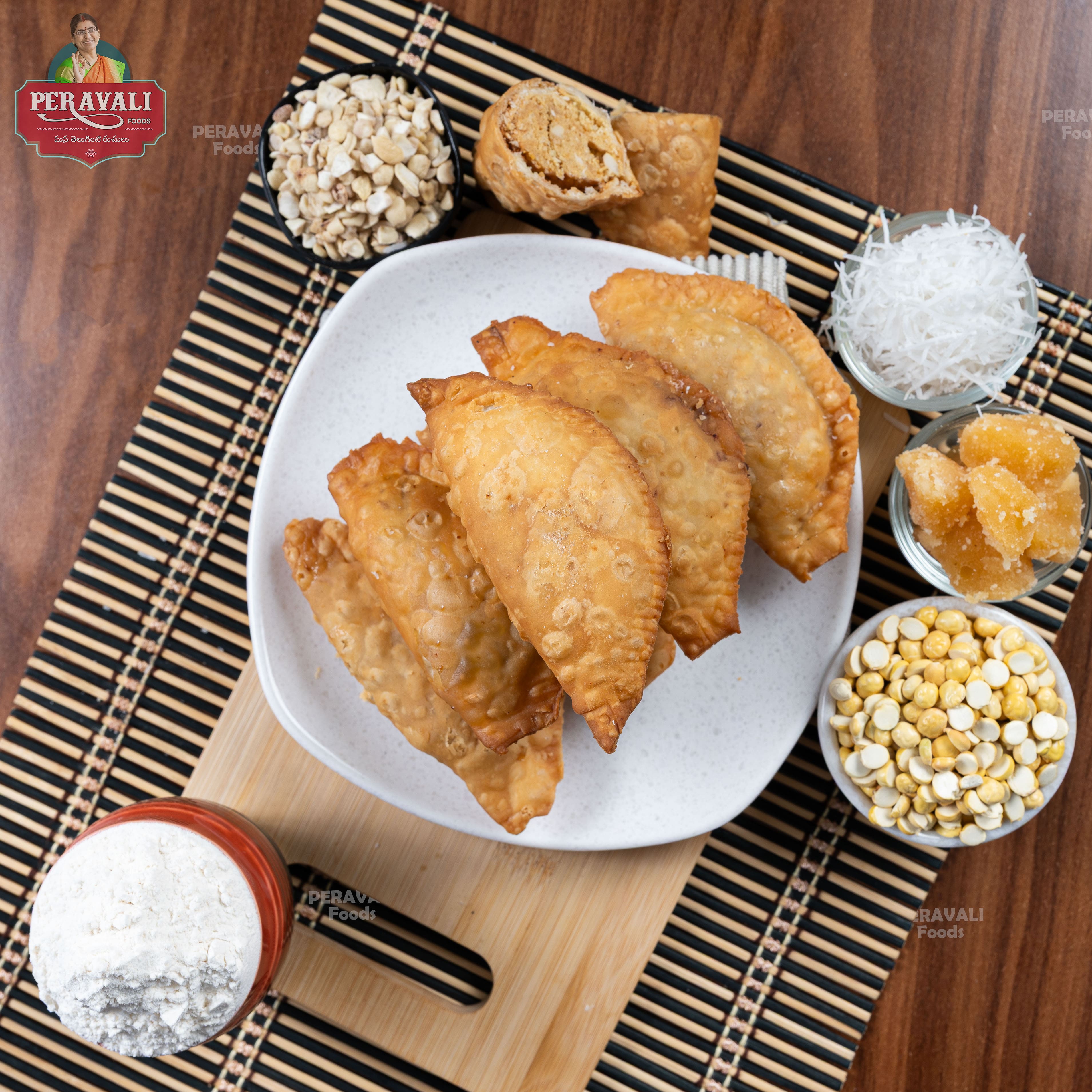 Kajjikayalu (Putnala Pappu Stuffed)