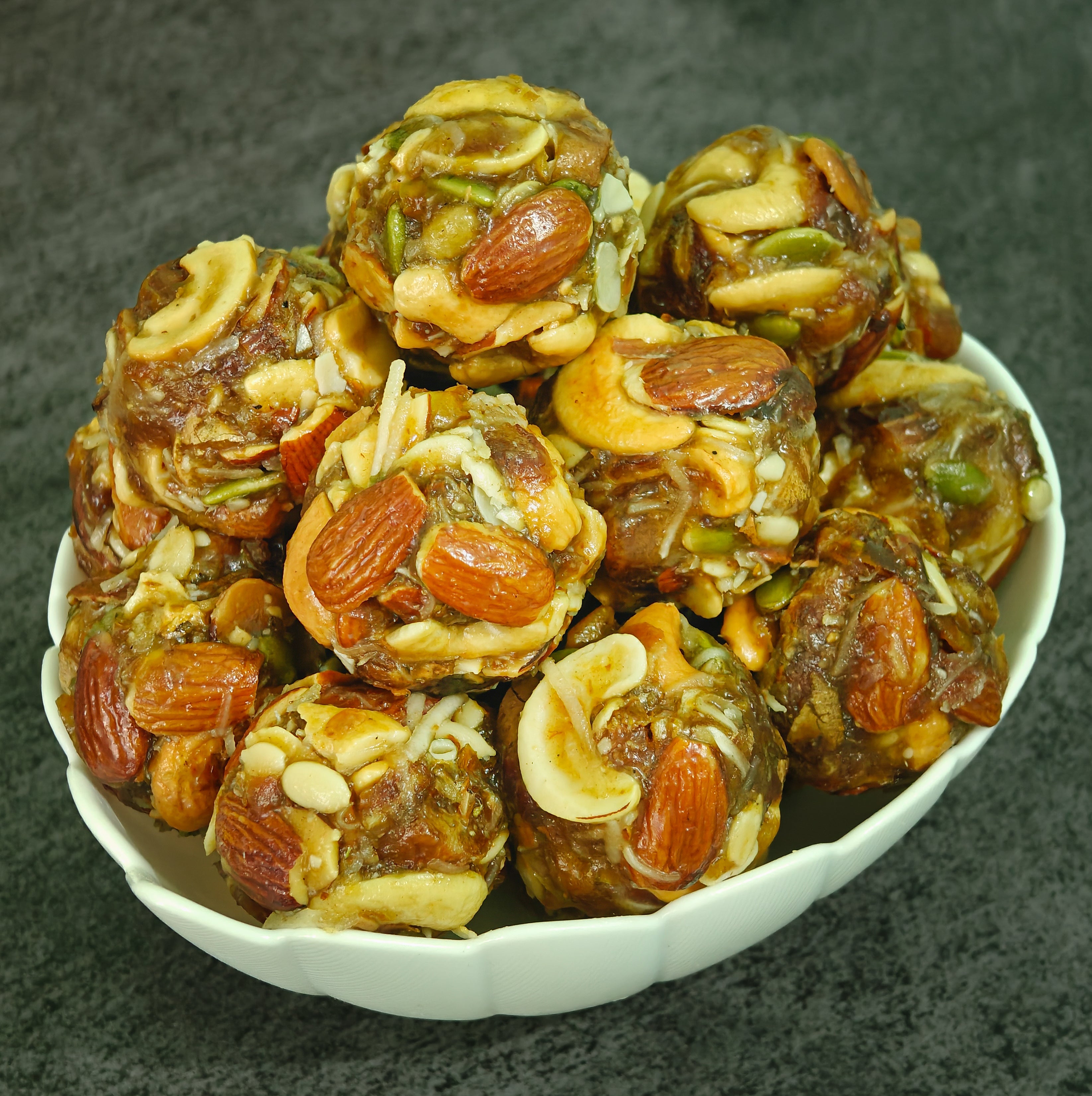 Dry Fruit Laddu